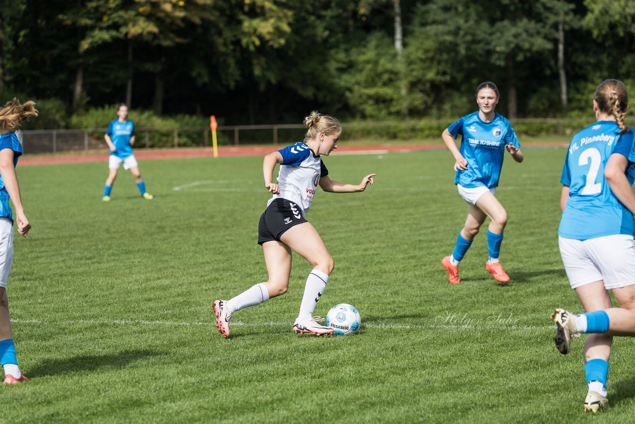 Bild 69 - wBJ VfL Pinneberg - Germania Schnelsen : Ergebnis: 15:1